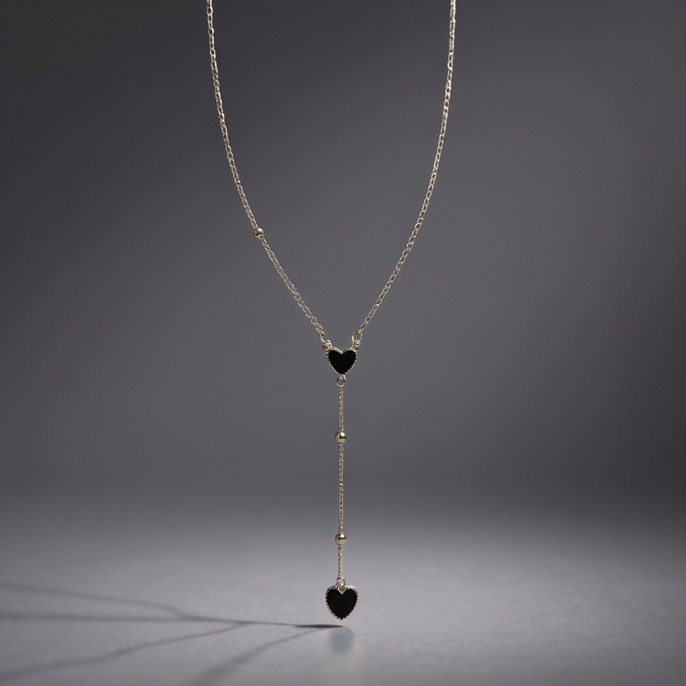 SOLD Elegant Black Heart Pendant Necklace - Picture 1 of 2